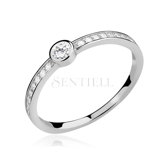 9825 - Silver (925) subtle ring with zirconia - Subtle Beauty