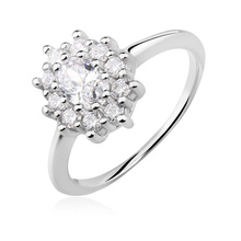 Silver (925) ring with white zirconia