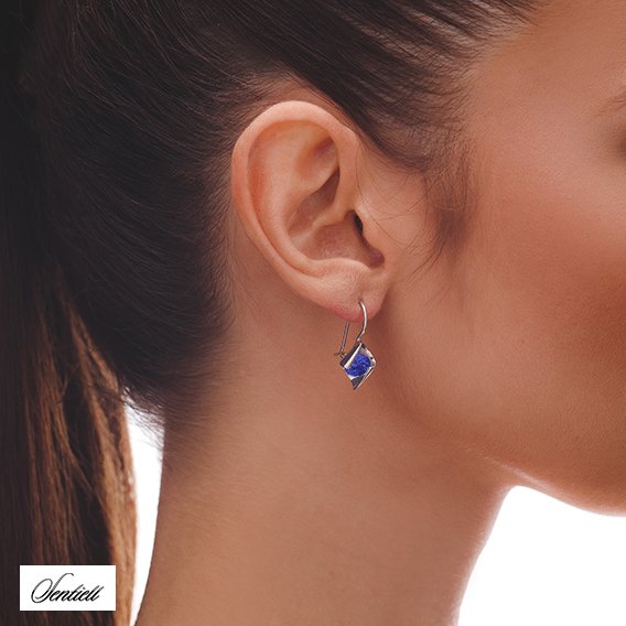 Silver (925) earrings with sapphire zirconia