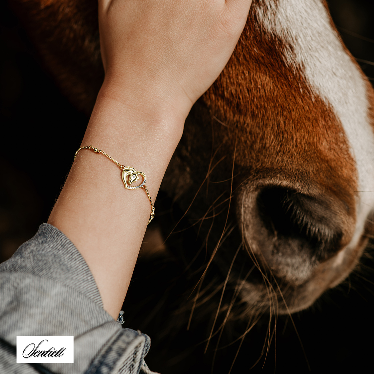 Silver (925) gold-plated bracelet - horse with white zirconias