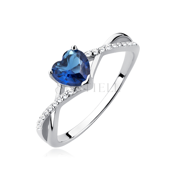 Silver (925) ring with sapphire zirconia heart