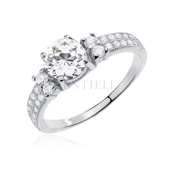 Silver (925) ring with white zirconia