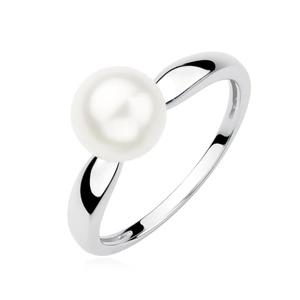 Silver (925) ring with pearl