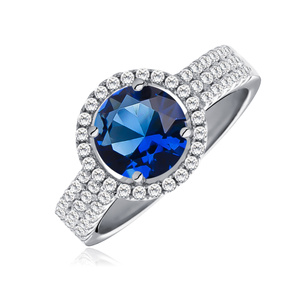 Beautiful Silver (925) ring with sapphire zirconia