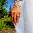 Silver (925) ring with white zirconia
