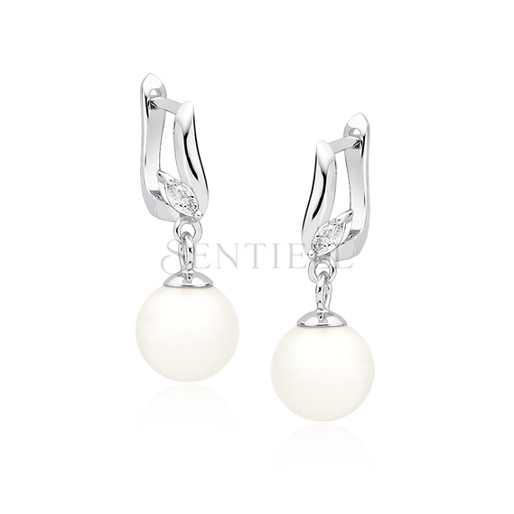 Silver (925) pearl earrings with zirconia