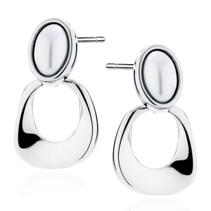 Silver (925) earrings with pearl