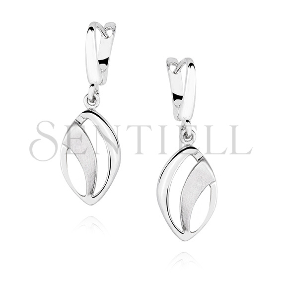 Silver (925) elegant earrings