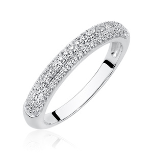 Silver (925) ring with zirconia