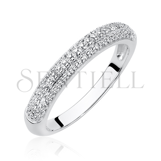 Silver (925) ring with zirconia