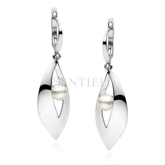 Pendientes elegantes de plata de ley 925 con perla