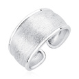 Silver (925) ring with diamond-cut surface