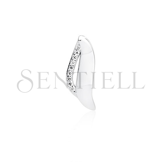 Silver (925) pendant with white zirconia