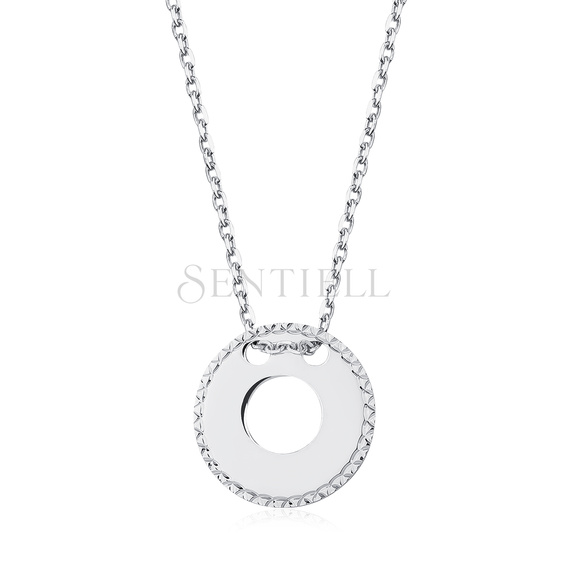 Silver (925) necklace with diamond-cut, round pendant 