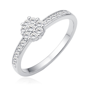 Silver (925) ring with white zirconia