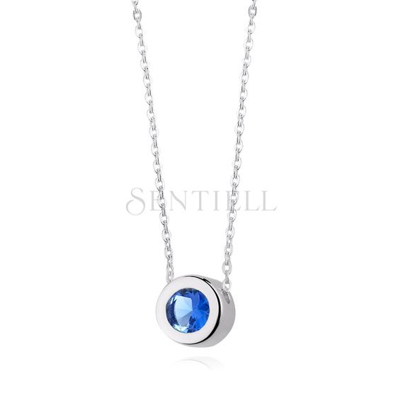 Silver (925) necklace with round pendant and sapphire zirconia