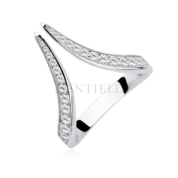 Silver (925) ring with zirconia