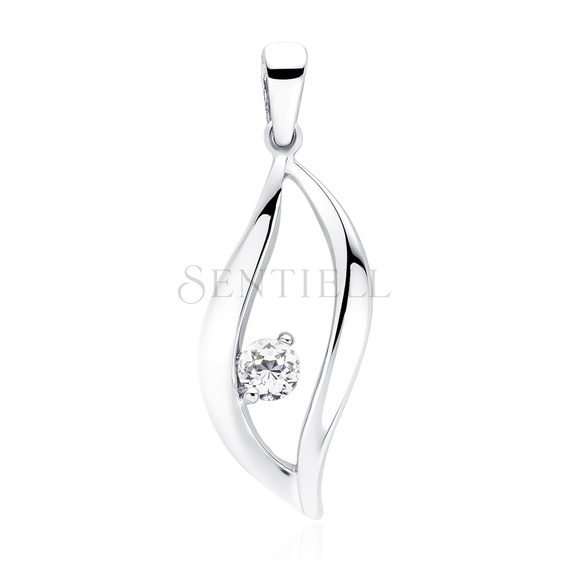 Silver (925) pendant with white zirconia