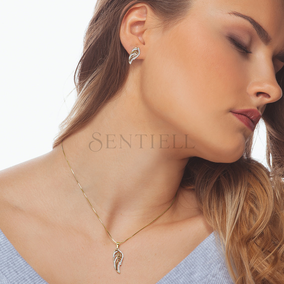Silver (925) pendant with zirconia - wing gold-plated