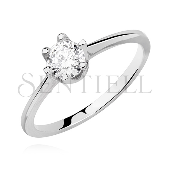 Silver (925) ring with white zirconia