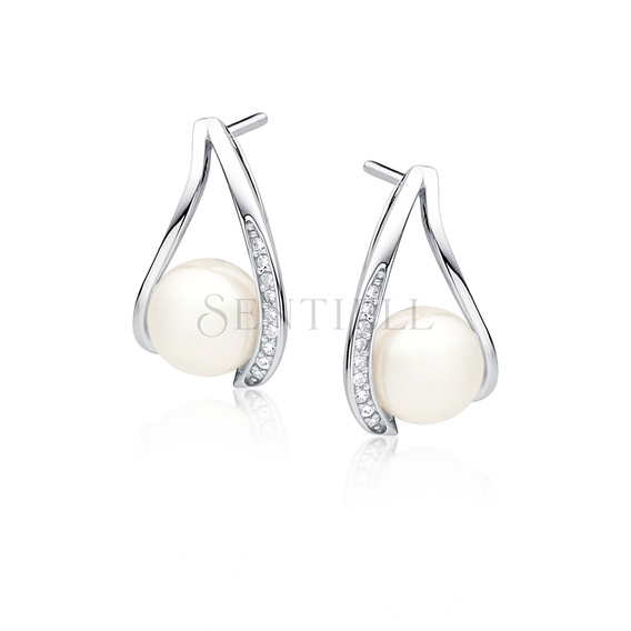 Silver (925) pearl earrings with zirconia