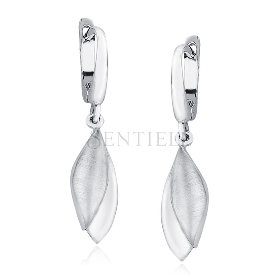 Silver (925) elegant earrings