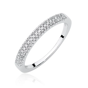 Silver (925) ring with zirconia