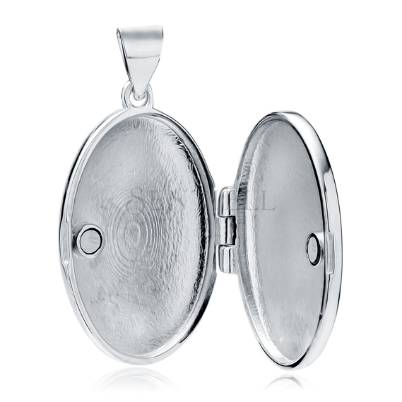 Silver (925) polished pendant - oval shaped locket