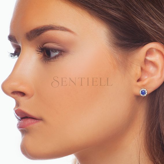 Silver (925) earrings with sapphire zirconia