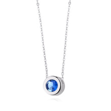 Silver (925) necklace with round pendant and sapphire zirconia