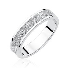 Silver (925) ring with zirconia