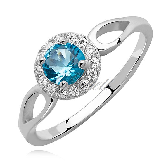 Silver (925) ring with aquamarine zirconia