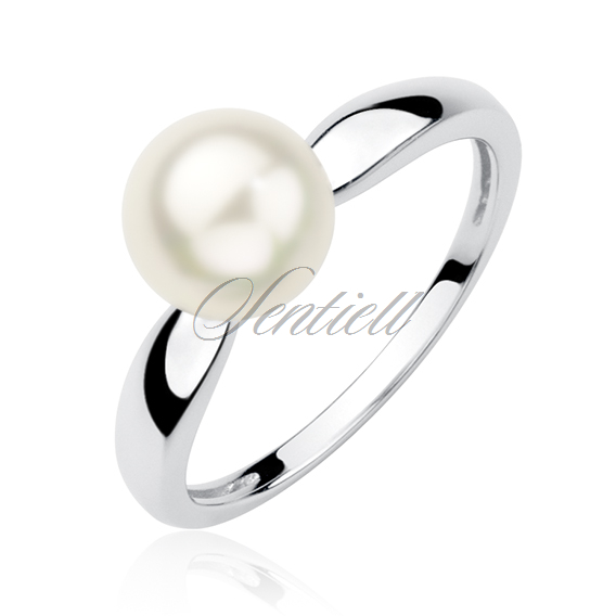 Silver (925) ring with pearl
