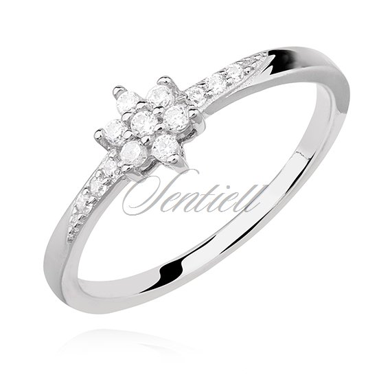 Silver (925) ring with white zirconia